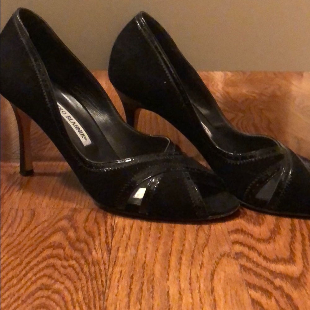 Manila Blahnik pumps